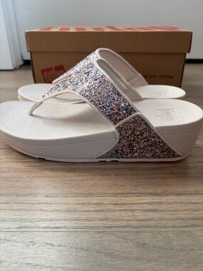 Fitflop Lulu Nude Rose Mix Glitter Toe-Post Sandals - 7